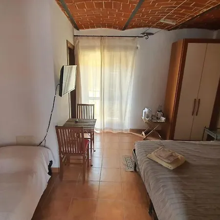 Isabella Camera 